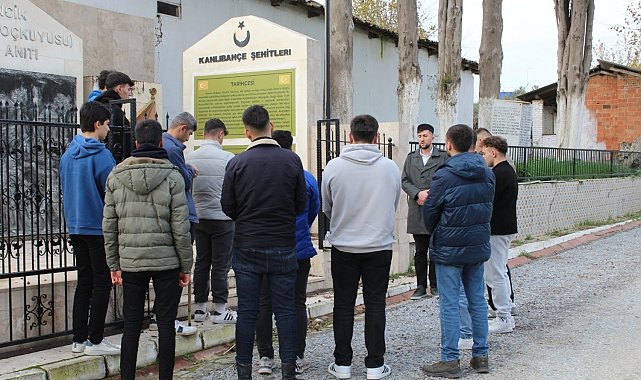 Koçarlı KYK Erkek Yurdu öğrencileri şehitleri andı