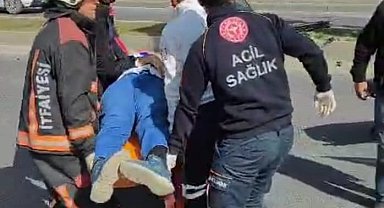 Kontrolden çıkan otomobil refüje çarptı: 1 ağır yaralı