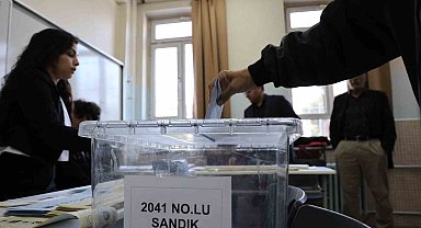 Konya'da oy verme işlemleri başladı
