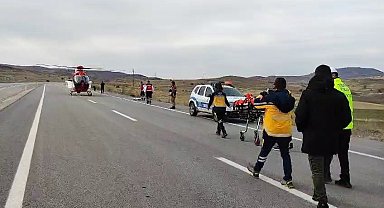 Köpeğe çarpmamak için manevra yaptı, tarlaya devrildi: 5 yaralı