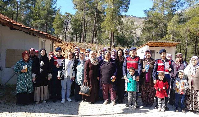 Köyceğiz'de kurumlar ortaklaşa kadınlara seminer programı düzenledi