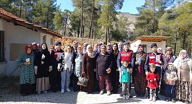 Köyceğiz'de kurumlar ortaklaşa kadınlara seminer programı düzenledi