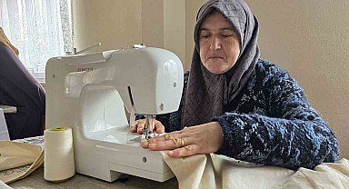 Köylerinde cep telefonu çekmeyen kadınlar boş vakitlerini kurslarda değerlendiriyor