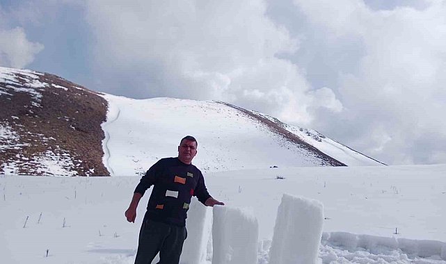 Kuraklık karcıları da olumsuz etkiledi; Madran Dağı'na kar düşmeyince Babadağ'a çıktılar