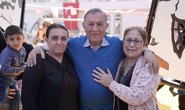 Kurtuluş parkı yeniden restore edildi, halkın hizmetine sunuldu