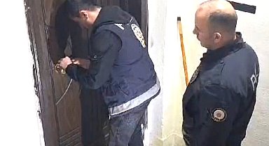 Kütahya'da kumar oynatılan ve narkotik madde bulunan 2 kıraathane ile 1 dernek 30 gün süreyle kapatıldı