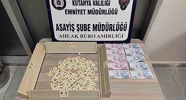 Kütahya'da kumar oynayan 4 kişiye para cezası