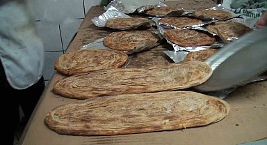 Kütahya'da Ramazan ayının vazgeçilmez lezzeti: Tahinli pide