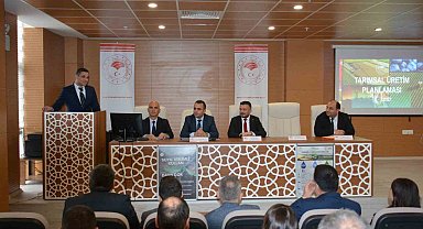 Kütahya'da tarım sektörü tarımsal üretimin planlaması hakkında bilgilendirildi