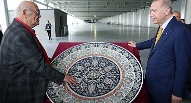 Kütahyalı çini sanatçısından Erdoğan'a doğum günü hediyesi