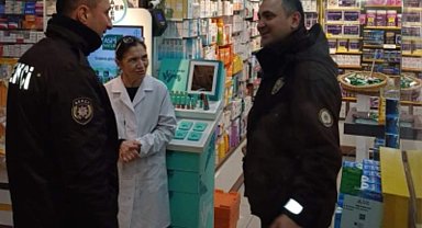Mahalle bekçilerinden Nöbetçi eczanelere moral ziyareti