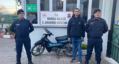 Manisa'da jandarmanın sorguladığı motosiklet çalıntı çıktı