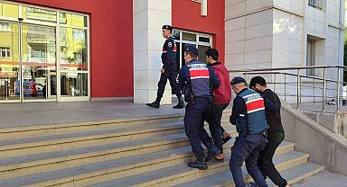 Manisa'da sosyal medyadan terör propagandasına 4 gözaltı