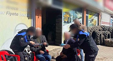 Mardin'de polis ekipleri dolandırıcılığa karşı vatandaşları bilgilendirdi