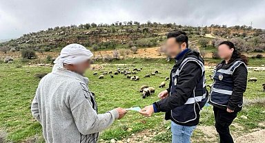 Mardin'de polis ekipleri dolandırıcılığa karşı vatandaşları bilgilendirdi