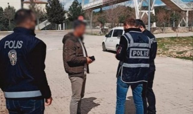 Mardin'de polis ekipleri tarafından okul çevreleri ve servis araçları denetlendi