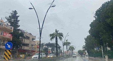 Marmaris'te sağanak yağış