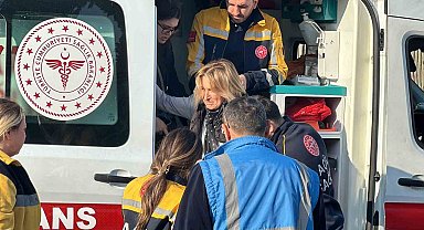 Mecidiköy metrobüs durağındaki yürüyen merdiven aniden durdu: 3 yaralı