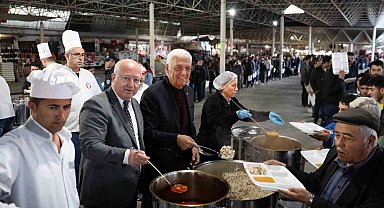 Menteşe Belediyesi'nden her gün 3 bin kişilik iftar yemeği