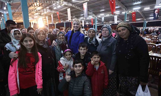 Merkezefendi'de binlerce kişi orucunu Sevindik Mahallesinde açtı