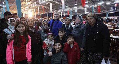 Merkezefendi'de binlerce kişi orucunu Sevindik Mahallesinde açtı