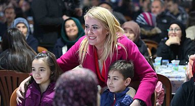 Merkezefendi'nin iftar sofrası bu kez Mehmet Akif Ersoy Mahallesi'nde kuruldu