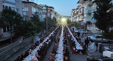 Merkezefendi'nin iftar sofrası Sırakapılar'da kuruldu