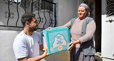 Mersin'de 144 bin haneye 'Ramazan Dayanışma Paketi' ulaştırılacak