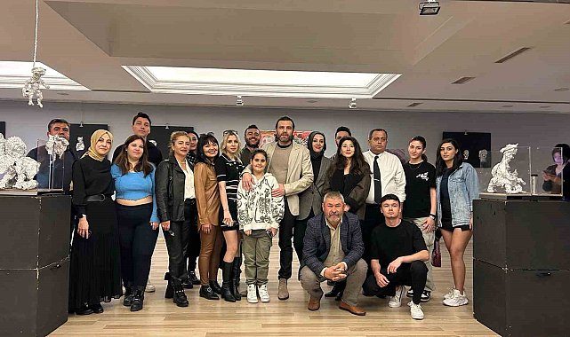 Metal folyolar sergisi yoğun ilgi gördü