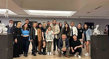 Metal folyolar sergisi yoğun ilgi gördü