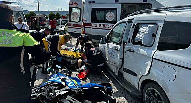 Milas'ta otomobil ile motosiklet çarpıştı: 2 yaralı