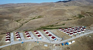 Milletvekili Öz: "AFAD Erzurum'da 550 konut ve 80 ahır yapacak"
