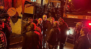 Milletvekilinin ziyareti sırasında köy evinde yangın çıktı