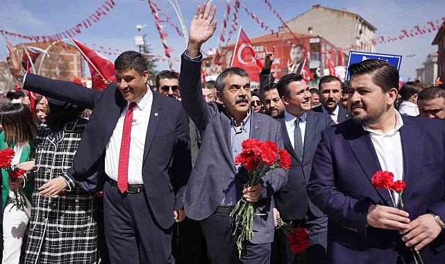 Milli Eğitim Bakanı Tekin: "Yavaş, Ankara'yı yavaşlattı, Ankara'nın hızlanması gerekiyor"