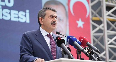 Milli Eğitim Bakanı Yusuf Tekin: "Başlatılan inşaatlarımızı durduran belediyelerimiz var"