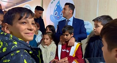 Miniklerle birlikte 'Su Tasarruf Tırında' bilgilendirme