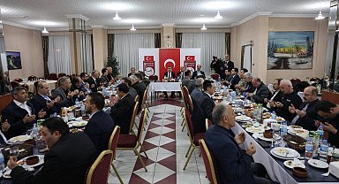 Müftü Şahin'e veda yemeği