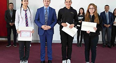 Muğla'da İstiklal Marşı'nı güzel okuma yarışması il finali yapıldı