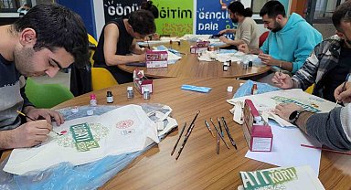 Muğla'da öğrenciler geri dönüşüm malzemelerini sanata dönüştürüyor