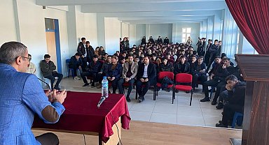 Muradiye'de 'Kariyer Günleri' etkinliği devam ediyor