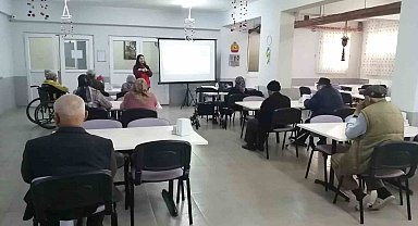 Nazilli'de huzurevi sakinlerine iletişim becerileri eğitimi verildi