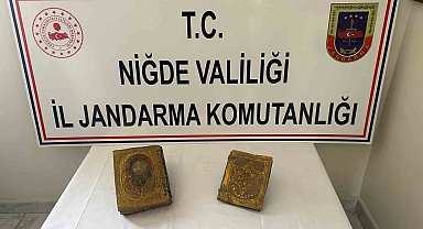 Niğde'de 200 bin dolarlık tarihi el yazması kitapla yakalandı