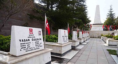 Niğde'de Çanakkale Deniz Zaferi'nin 109. yılı kutlandı