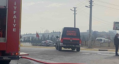 Öğrenci yurdunun çatısı yandı