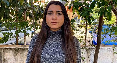 Öğretmenin öğrencisinin ağzını kapatarak çenesini sıkması öğretmen anneyi isyan ettirdi