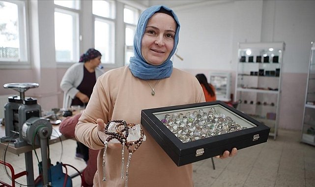 OKA destekli Kadın Kooperatifi, Hayat Boyu Öğrenme Zirvesi'nde iyi uygulama örneği seçildi