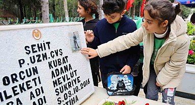 Okullarına ismi verilen şehidi unutmadılar