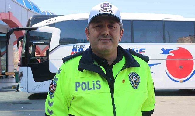 Otobüs terminalinde şoför ve yolculara emniyet kemerinin önemi anlatıldı