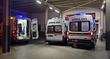 Otomobile çarpan motosiklet sürücüsü hayatını kaybetti