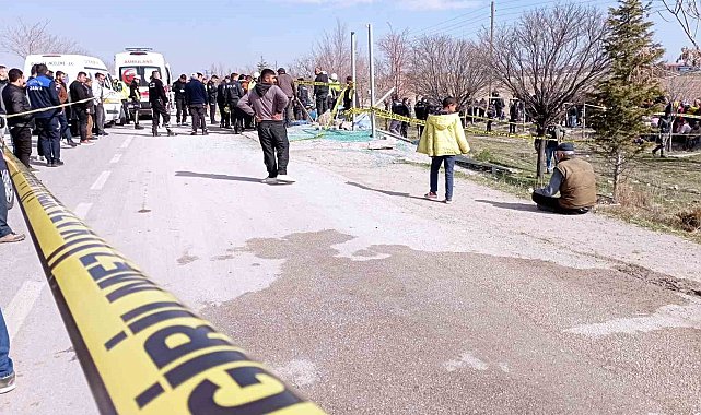 Otomobilin otobüs durağına daldığı kazada ölü sayısı 4'e yükseldi